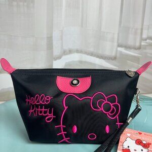 618  Hello Kitty MAKEUP BAG